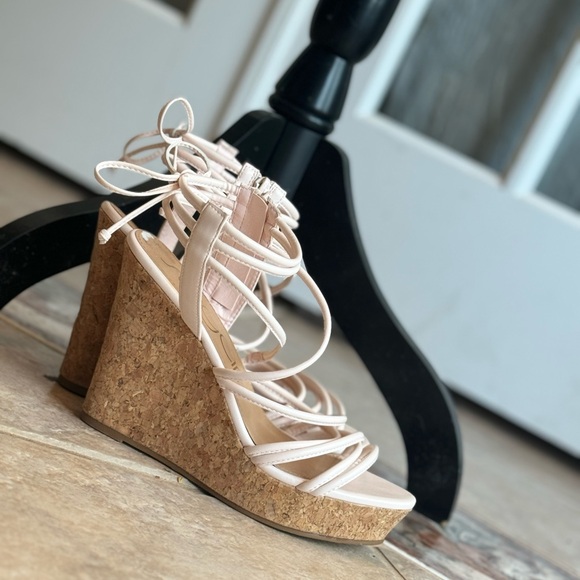 cute sexy pale, peach strappy shoes with cork sides - Picture 4 of 5